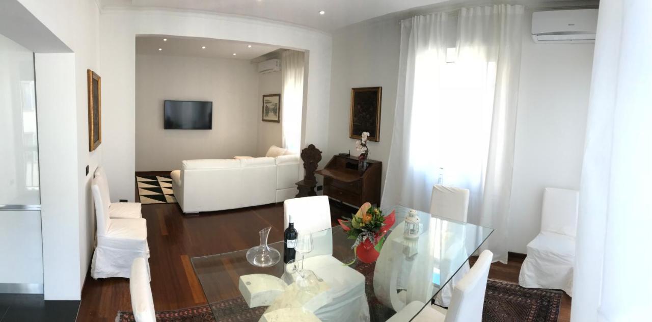 Mirandola Guest House Firenze Bagian luar foto