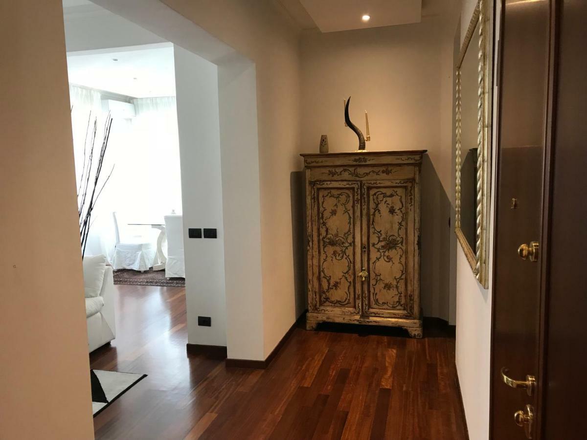 Mirandola Guest House Firenze Bagian luar foto