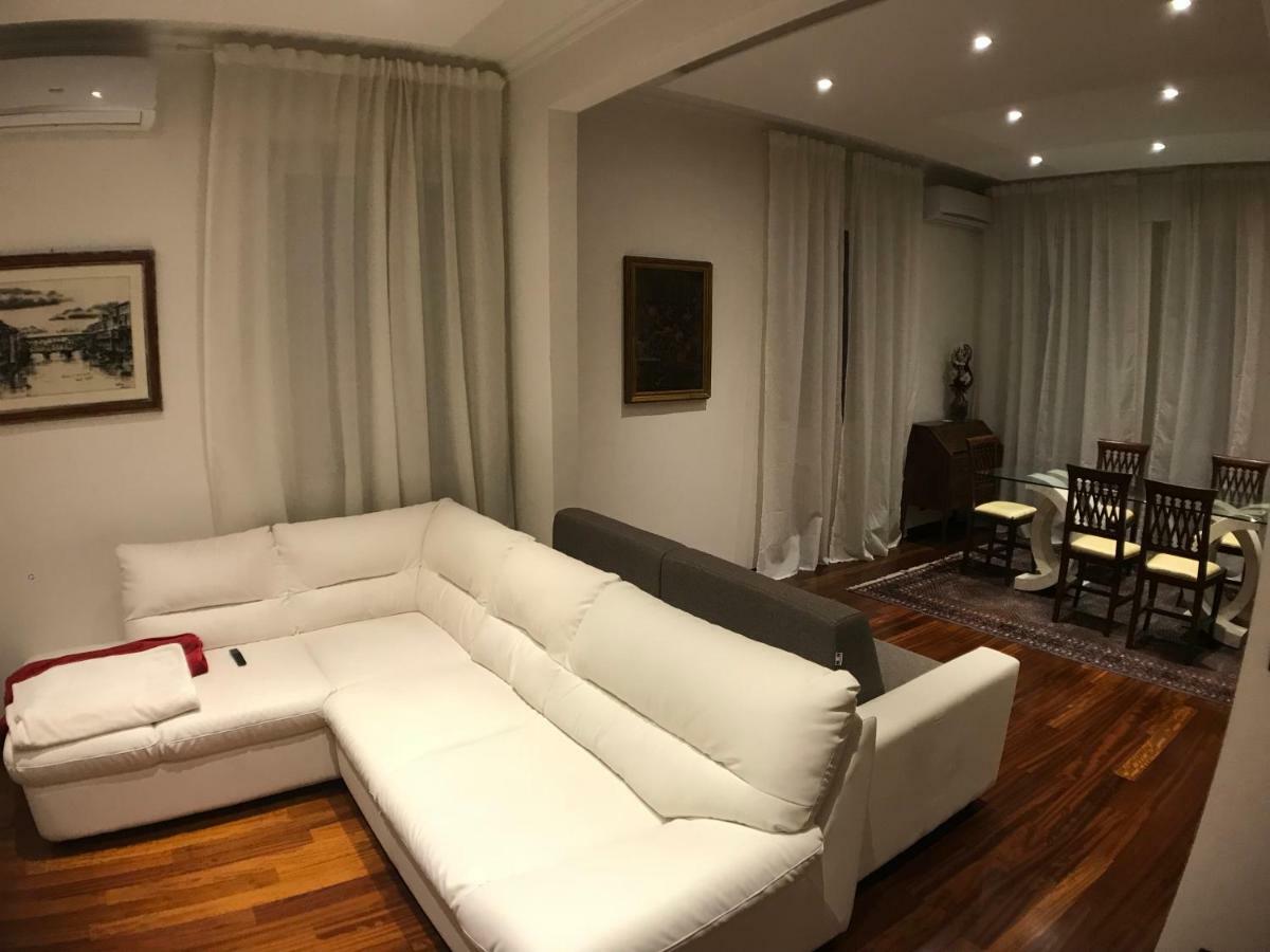 Mirandola Guest House Firenze Bagian luar foto